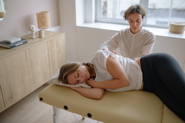 5 Ways Interventional Pain Management Alleviates Chronic Back Pain
