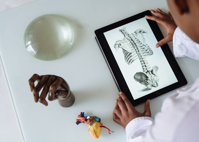 How to Choose the Best Spine Specialist in Hershey, PA