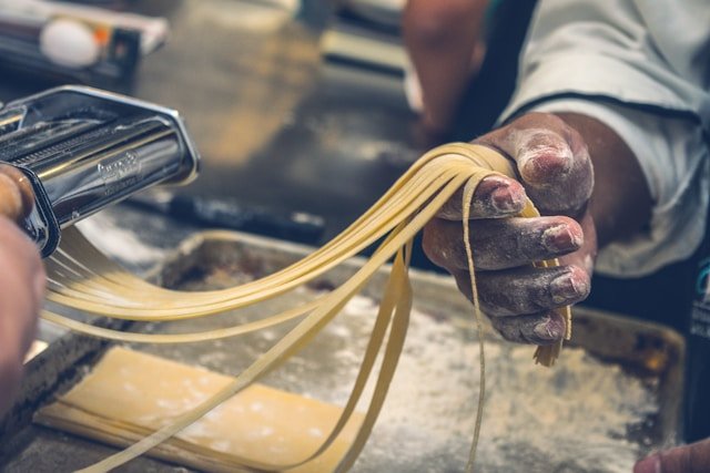 How to Choose the Right Culinary School Program for My Career Goals