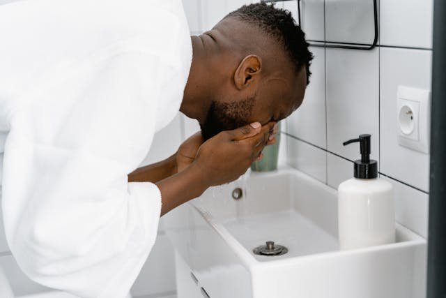 Creating an Effective Skincare Routine for Men