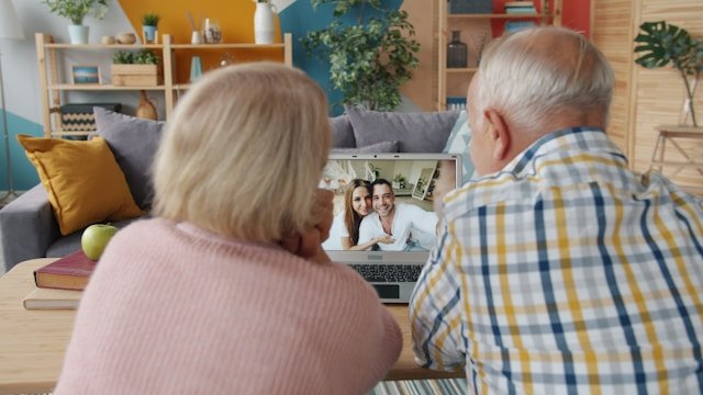 Tips to Boost Your Parents Confidence as They Age