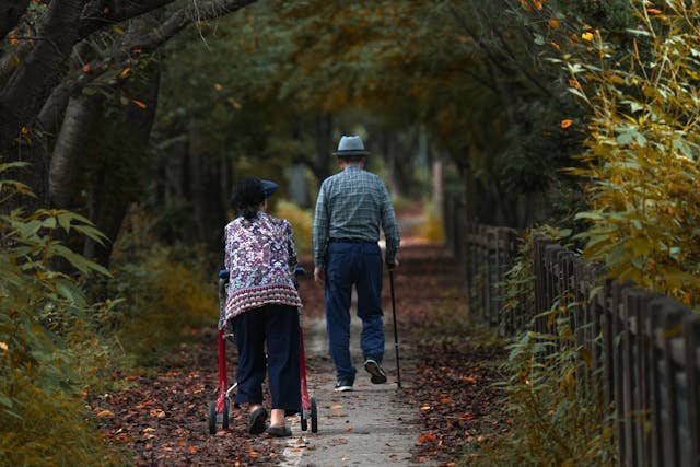 Caring for Elderly Relatives is Essential