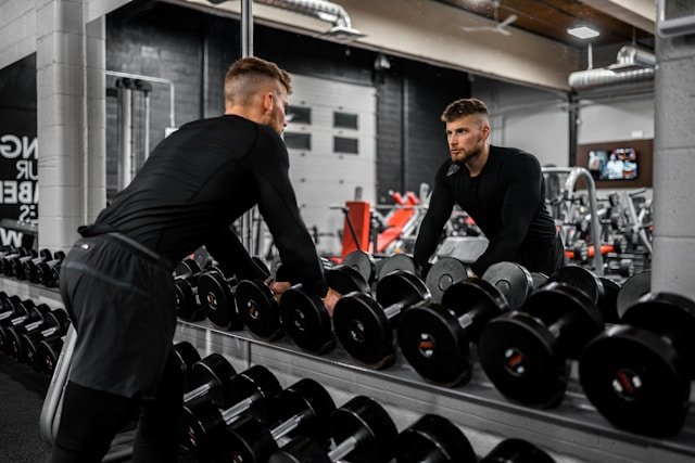 The Significance of Correct Form in Strength Training